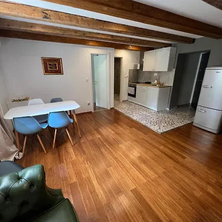 Seaside Zitta Apartman